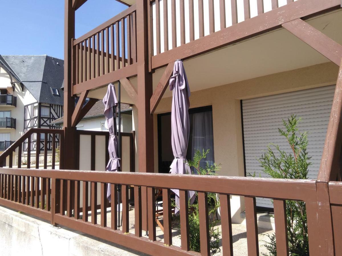 Appartements Blonville Centre Exterior photo